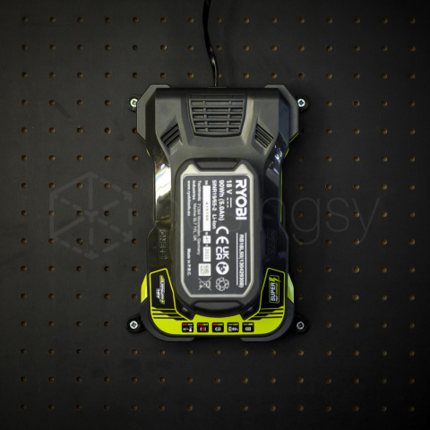 Uchwyt mocowanie do ładowarki Ryobi RC18150 18V Łatwy i szybki montaż Uchwyt mocowanie do ładowarki Ryobi RC18150 18V Łatwy i szybki montaż