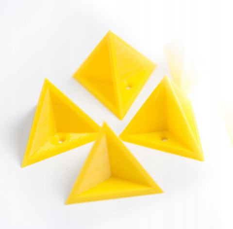 Painter's Pyramid Stands Non-Stick Pyramids 4 Sets of 4 Pieces Each. Painter's Pyramid Stands Non-Stick Pyramids 4 Sets of 4 Pieces Each.