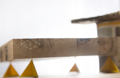 Painter's Pyramid Stands Non-Stick Pyramids 4 Sets of 4 Pieces Each. Painter's Pyramid Stands Non-Stick Pyramids 4 Sets of 4 Pieces Each.