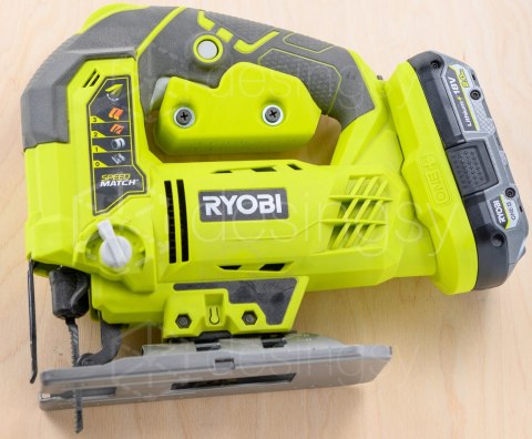 Uchwyt ścienny mocowanie pasujące do wyrzynarki RYOBI R18JS montażowy