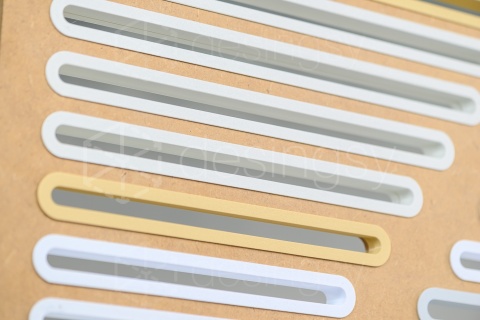 Składana Maskownica Szczelinowa (16mm) Wentylacyjna Kołnierz 7mm Wys18.1 na klik