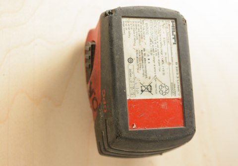 Uchwyt mocowanie akumulator baterii HILTI B22 22V Uchwyt mocowanie akumulator baterii HILTI B22 22V